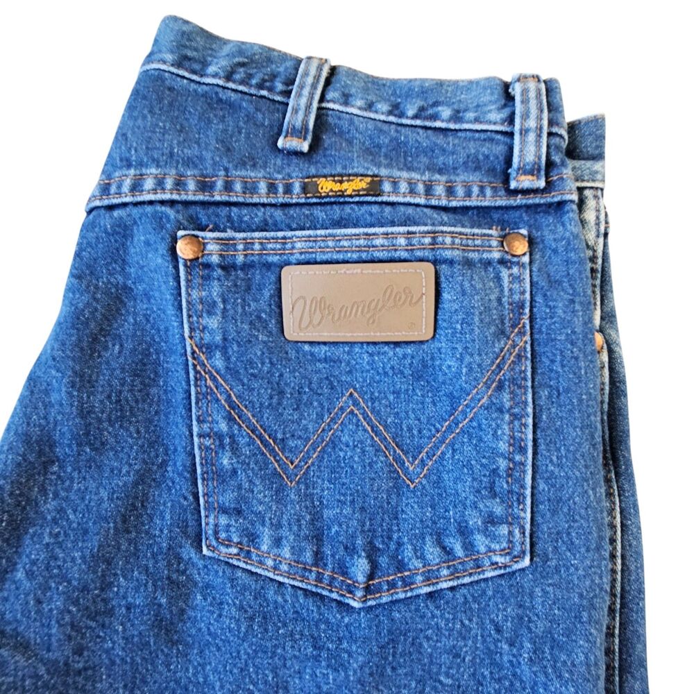 Wrangler Cowboy Cut Jeans Mens Size 35 X 34 Blue 13MWZGK Medium Wash 100% Cotton - Picture 4 of 9